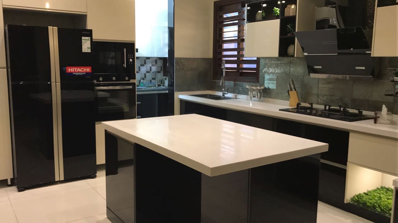 Luxury Island Kitchen Bahadurabad